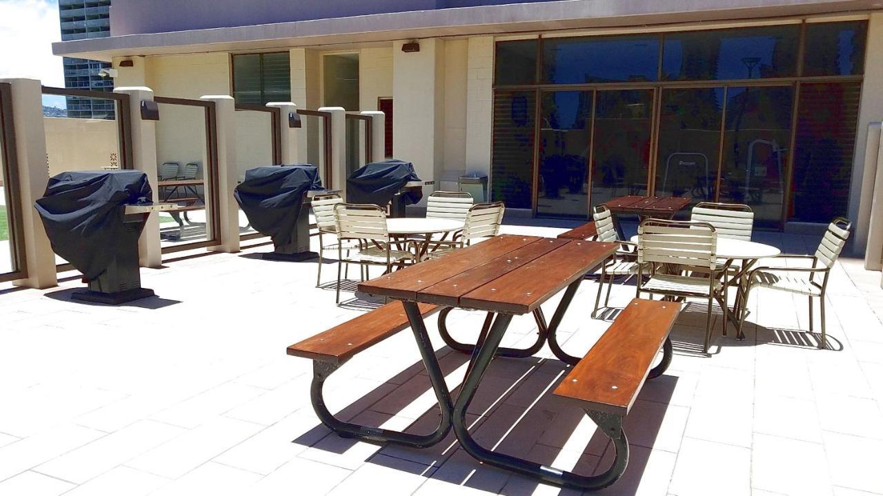 Waikiki Kuhio 1-Bedrm Apt, Ocean View, Free Parking & Wifi Honolulu Zewnętrze zdjęcie